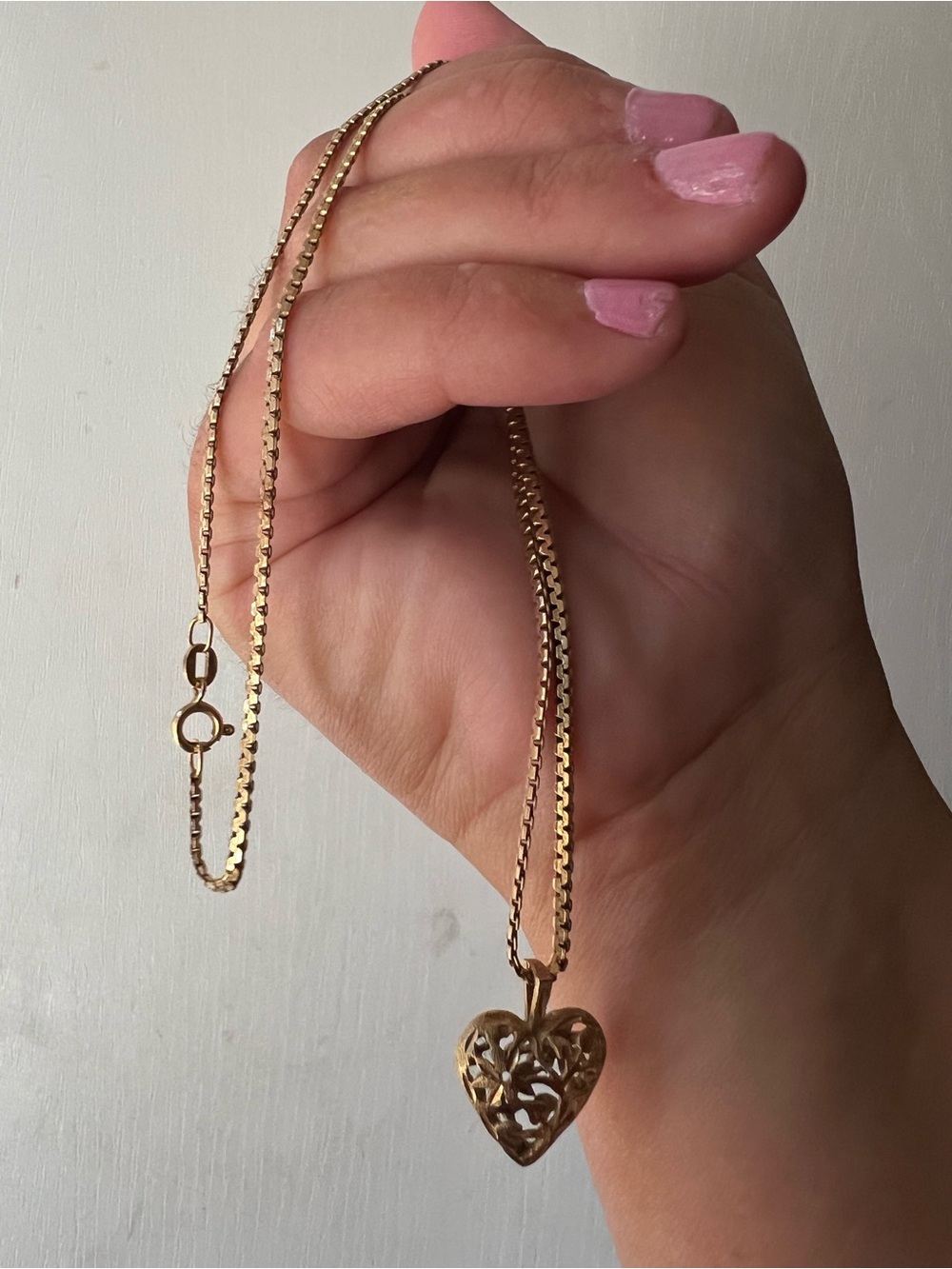 14K Gold Heart Pendant Necklace - Picture 6 of 9